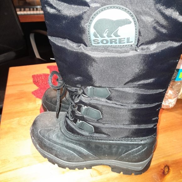 Sorel snowlion winter boots - Picture 2 of 10